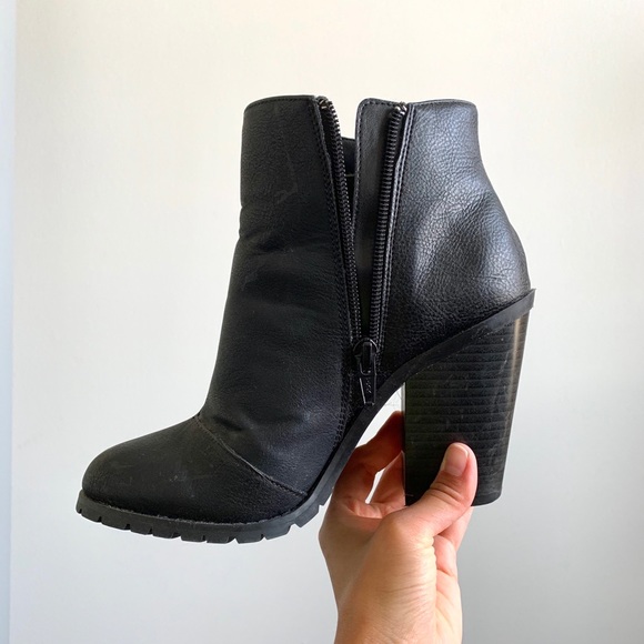 Black booties - size 6 - Picture 3 of 3